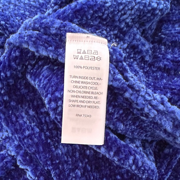 Christian Siriano Chenille Sweater - Picture 3 of 4